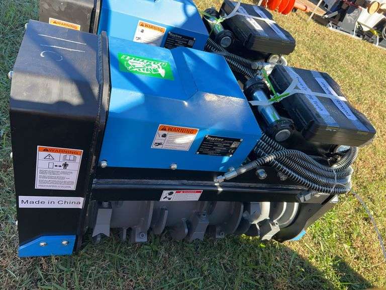 Raytree REDM32 Excavator Mulcher - 32" Width, 17 Teeth, CAT 3-8 Ton, 10-25GPM image