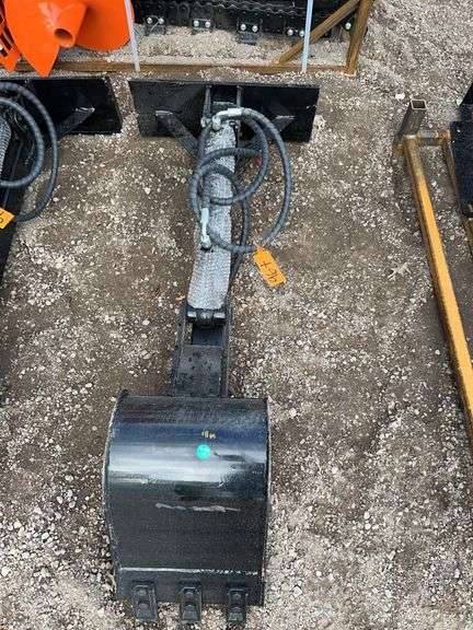 Future FT-ZWB Mini Skid Steer Backhoe - 1500mm Length, 60KN Digging Force image