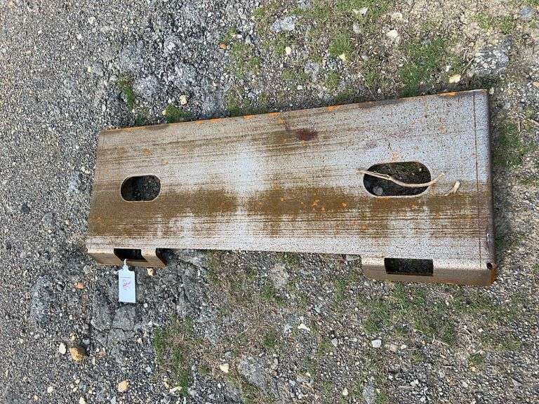 Future FT-S10 Skid Steer Mounting Plate - SAE J2513 Standard, 1150x440x70mm image