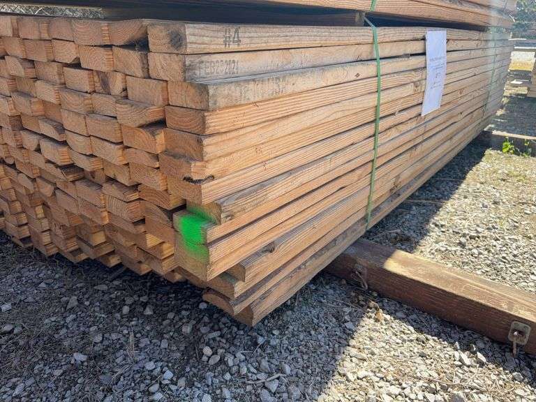 (208) 2” x 4” x 9ft Pine Construction Lumber image