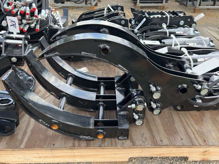 Future Excavator Grapple - Fits 1-2 Ton Excavator, 1" Pin Diameter image