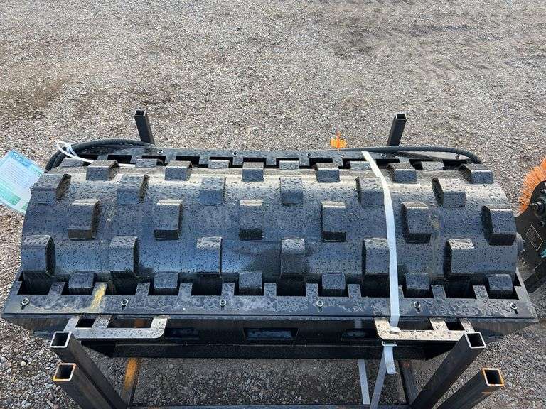 Future FT-CW59 Skid Steer Roller - 1500mm Width, 10-20HZ, 483KG image