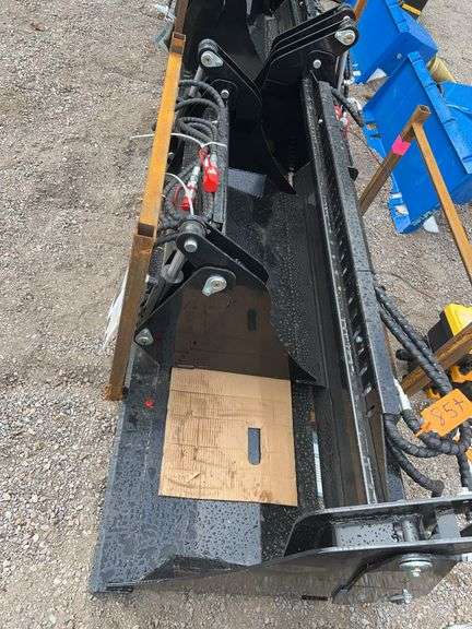Future FT-KH72F Multi-Purpose Skid Steer Bucket - 72" Width, 660lbs Capacity image
