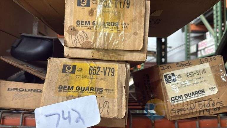 Gem Manufacturing Mud Flaps 652-V179, Set of Two, Made in USA image