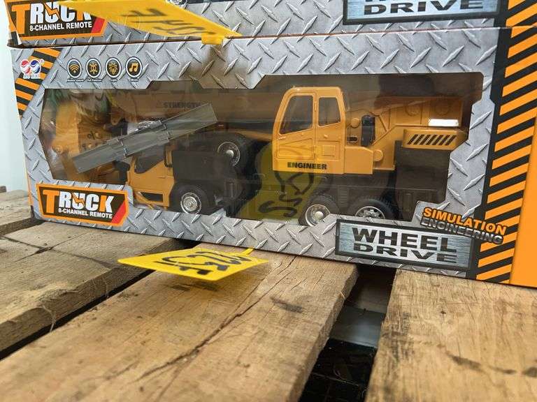 FUTURE Kids Crane Toy image