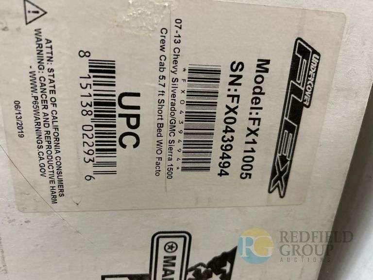 UnderCover FX11005 Hard Folding Tonneau Cover for Chevy/GMC, Serial FX0439494 image