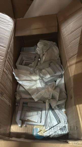 Tri-Clover C-Clamps JL-4CL AMP, 50 Count, 4-Inch Capacity image