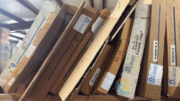 Chevrolet GMC Fender Trim for Full Size Pick Up, Jimmy Part Numbers 58010-58031 image