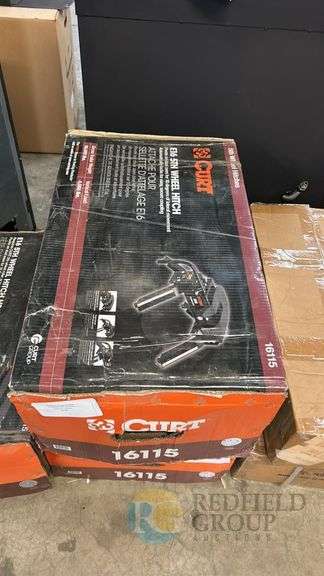 CURT E16 5th Wheel Hitch, 16,000 lbs Capacity, Dual Pivoting Jaw, Model 16115 image