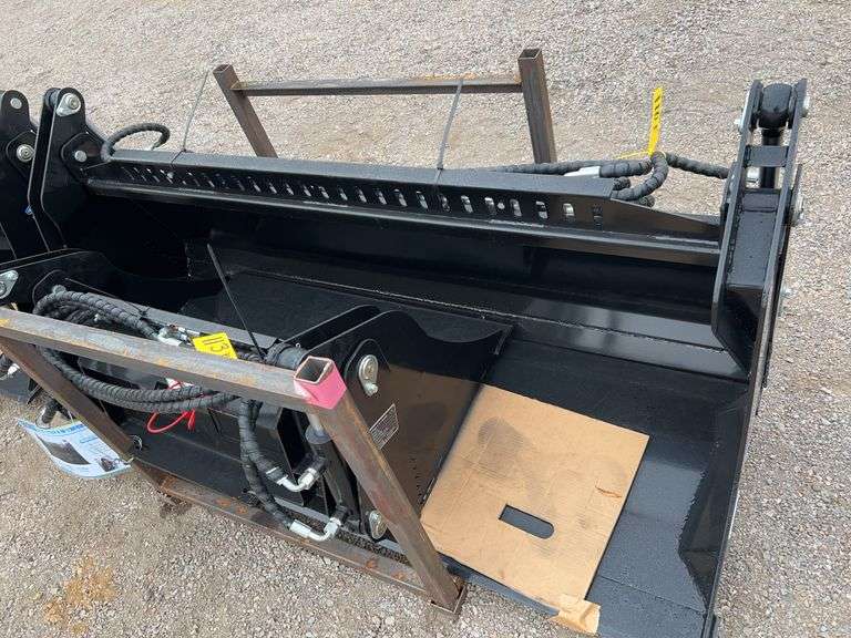 FUTURE FT-KH72F 72" Multi-Purpose Skid Steer Bucket - 660lbs image