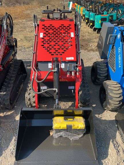 2025 AGT YSRT14 - Gas Skid Steer Loader w/ 15HP RATO Engine & EPA Cert image