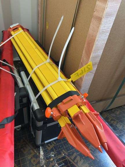 FUTURE Rotary Laser Level Kit - Self-Leveling w/ Tripod image