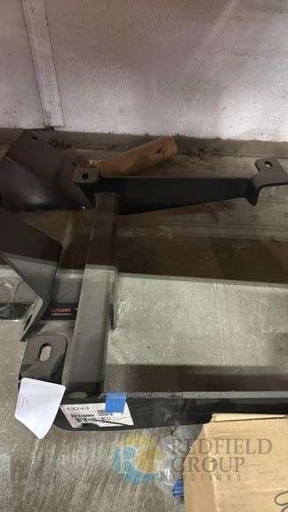 CURT Trailer Hitch 13243, 8,000 lbs Towing Capacity for Jeep/Dodge image