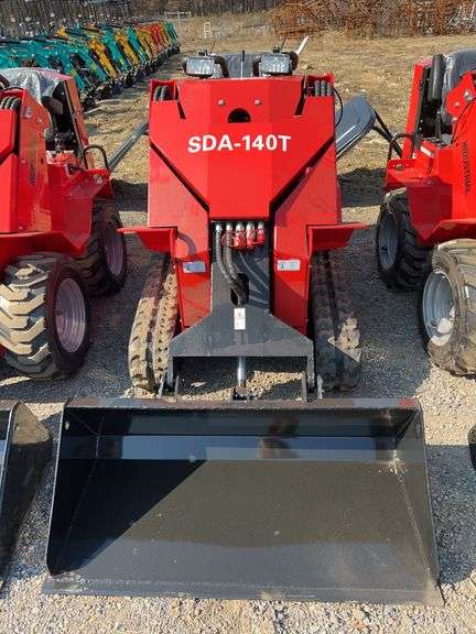 2025 AGT SDA-140T - Track Crawler Loader w/ 15HP RATO Gas Engine & EPA Cert image