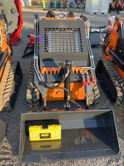 2025 ARTEER QB-480 - Track Skid Steer Loader w/ 25HP RATO Gas Engine & EPA/CE Cert image