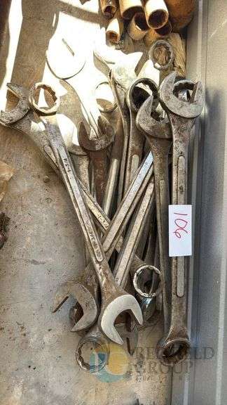 Assorted Steel Wrenches and Sockets, 20-30 Pieces, Various Sizes image