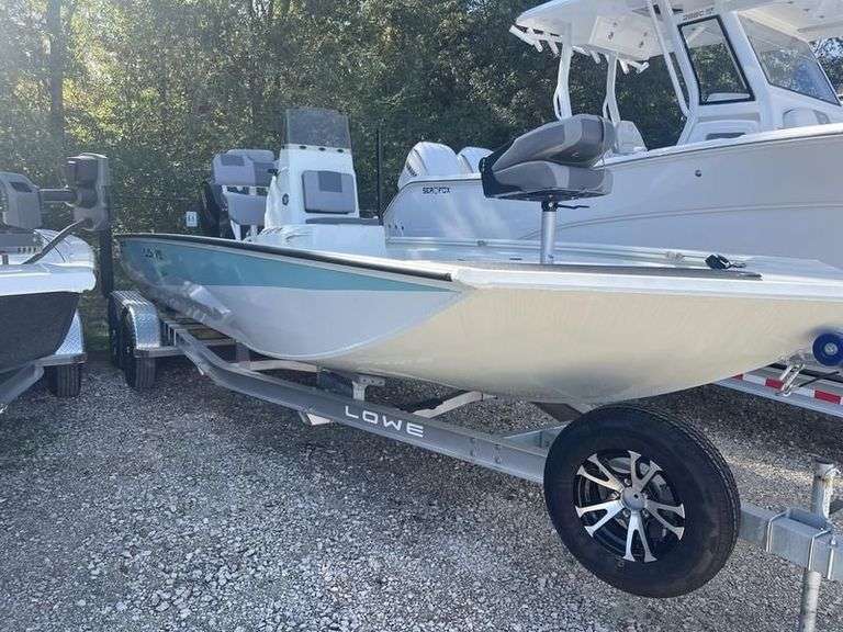 2023 LOWE BAY 22 w/Mercury 150 image