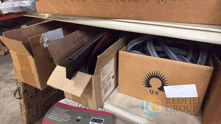 Black Automotive Weatherstripping and Seals, EPDM Rubber, Multiple Pieces image