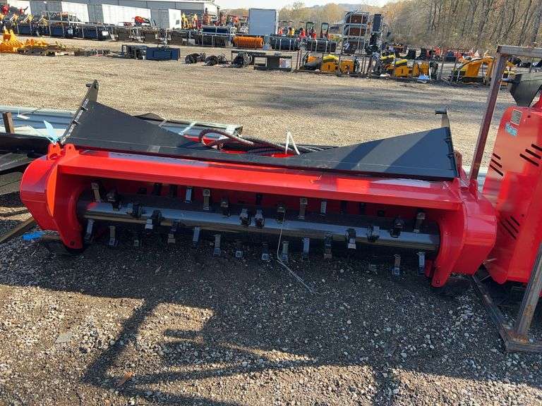 FUTURE FT-72X Skid Steer Mulcher - 72in Pro Series, 50 Teeth, 3000 RPM image
