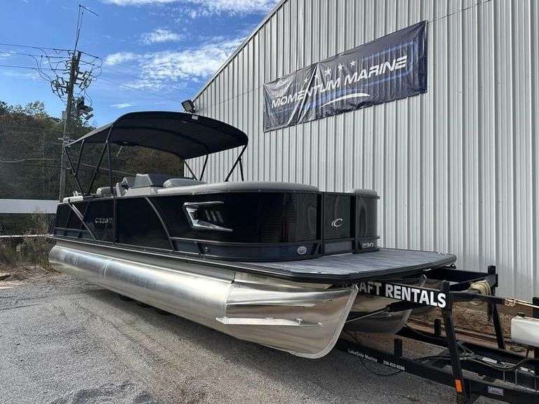 2024 CREST CARIBBEAN LX 230 SLC w/Mercury 250L image