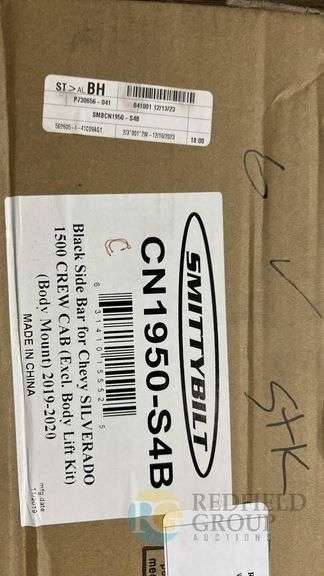 Smittybilt CN1950-S4B Black Side Bar for Chevy Silverado 1500 Crew Cab image