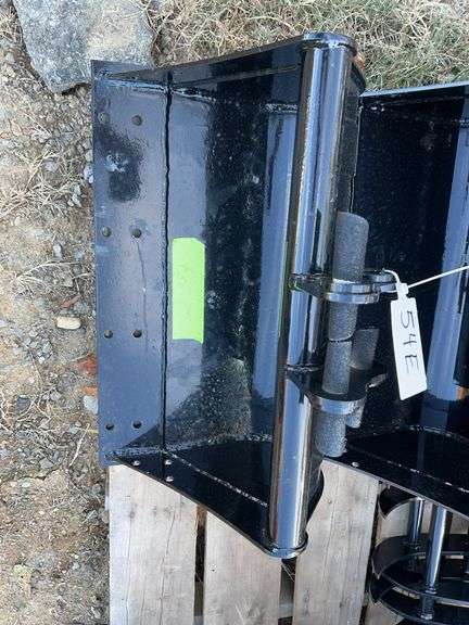 2025 YOUERT U12-60 Mud Bucket image