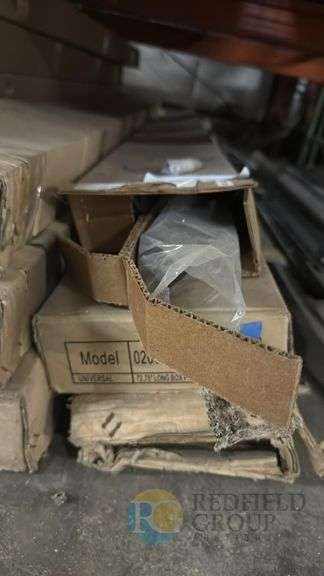 Universal Long Box Pickup Foot Plate, Model 0205-0197, Black image