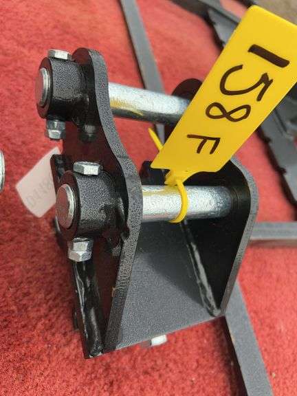 FUTURE Excavator Quick Coupler - Fits 1-2 Ton, 1" Pin image