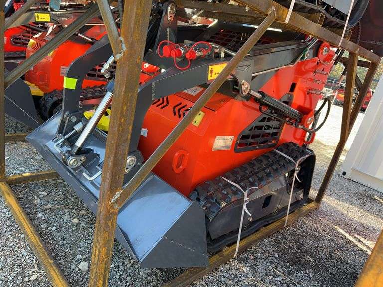 2025 YOUERT YOU-380 Mini Skid Steer Loader - 27HP image