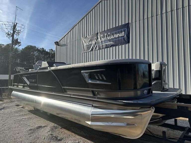 2024 CREST Caribbean RS 250 SLRC w/Mercury 250L image