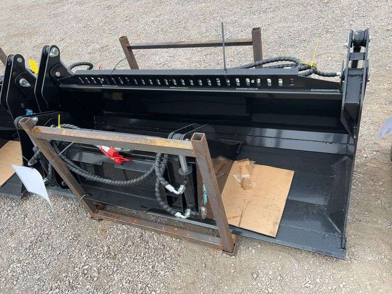 FUTURE FT-KH72F 72" Multi-Purpose Skid Steer Bucket - 660lbs image