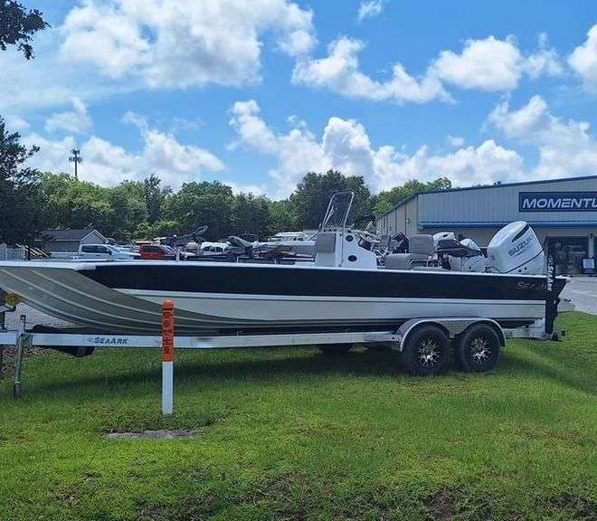 2024 SEAARK 2472 BIGDADDY w/Suzuki DF250 image