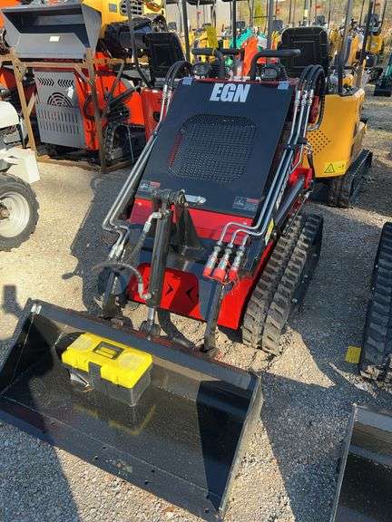 EGN EG360T Skid Steer Loader image