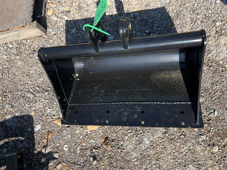 2025 YOUERT U12-60 Mud Bucket image