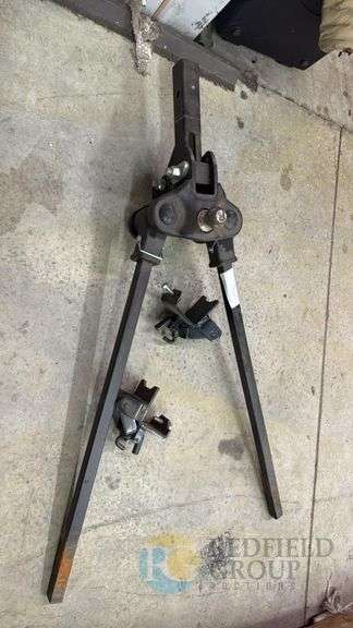 CURT Load Distribution Hitch, Max GTW 10,000 lbs, Max TW 1,000 lbs, 2" Hitch Ball image