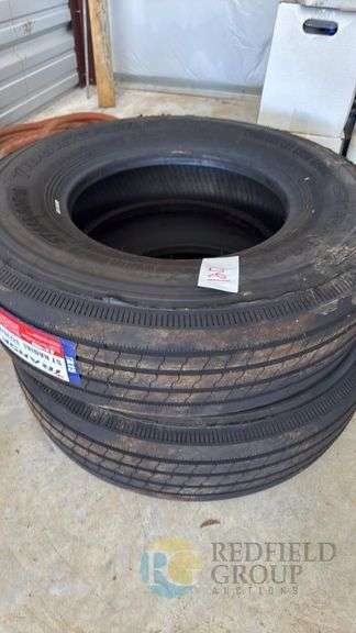 Roadmaster RM852 ST235/80R16 ST Radial Tires, Load Index 129/125, Speed Rating M image