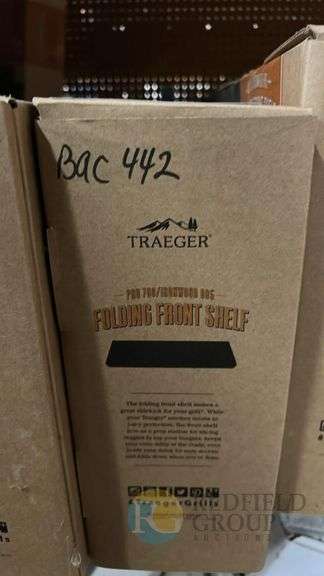 Traeger Pro 780/Ironwood 885 Folding Front Shelf, BAC442, Black Steel image