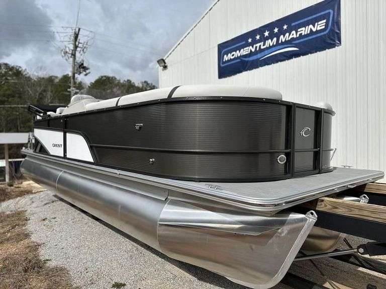 2024 CREST Classic Platinum 240 SLC w/Mercury 200L image
