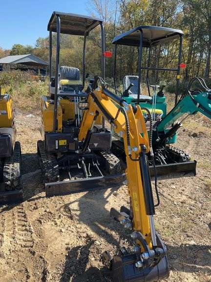 2025 CFG MX20R Mini Excavator - 23HP image