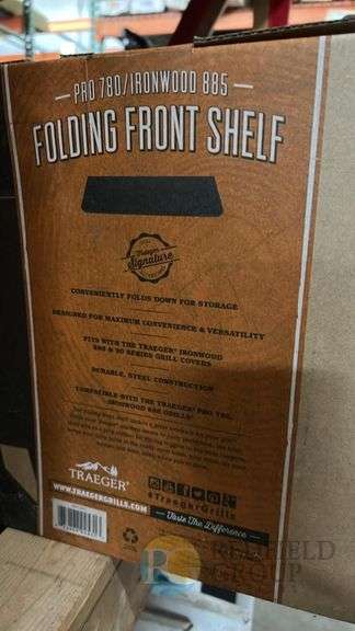 Traeger Pro 780/Ironwood 885 Folding Front Shelf, Steel Construction image
