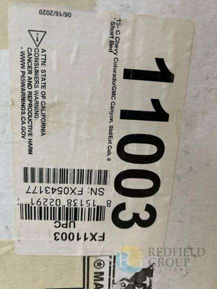 FLEX 11003 Hard Folding Truck Bed Cover for 15+ Chevy Colorado/GMC Canyon image