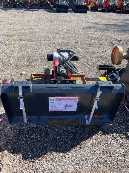 2025 Raytree RMH680 Hydraulic Hammer - w/N2 Charging Kit & Tool Box image