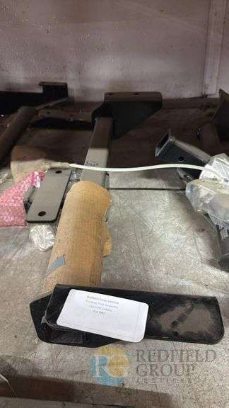 Reese 75238 Vehicle Trailer Hitch, 6,000 lbs Capacity, 2" Receiver image