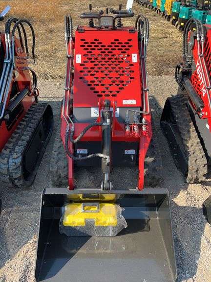 2025 AGT YSRT14 - Gas Skid Steer Loader w/ 15HP RATO Engine & EPA Cert image