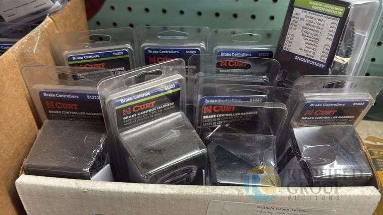 Curt 51323 Brake Controller Harness, Universal Fit, Plug-and-Play image