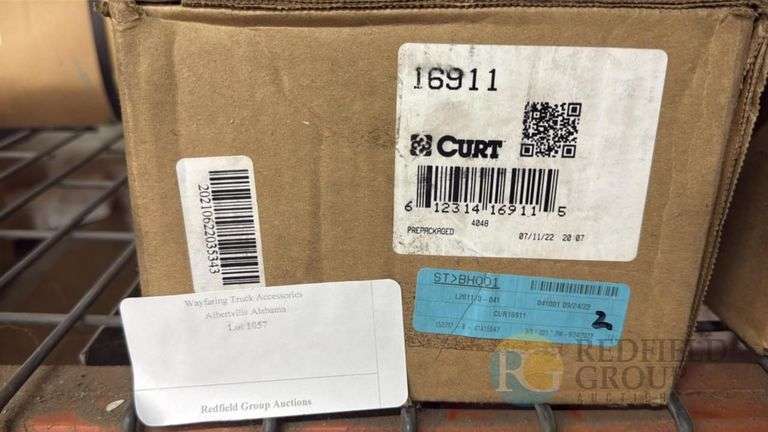 Curt 16911 Trailer Hitch Accessory, 2-Inch Receiver, High-Strength Steel image