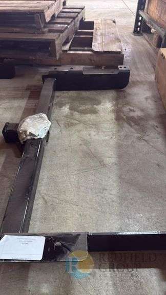 CURT 13040 Trailer Hitch Receiver, 6,000 lbs Capacity image