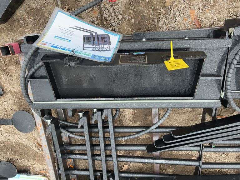 FUTURE FT-CYHC Mini Skid Steer Side Shift Forks - 200KG image