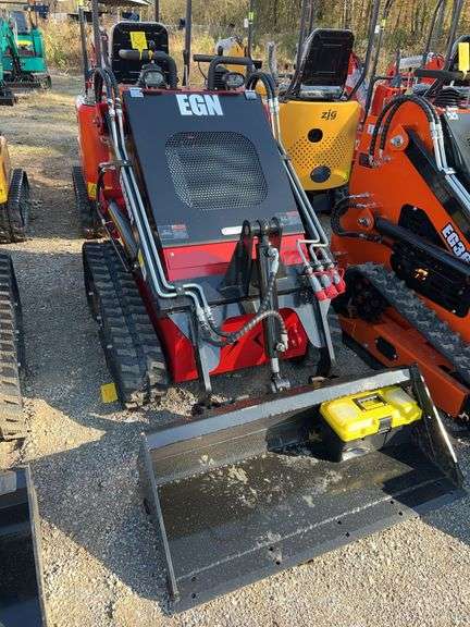 EGN EG360T Skid Steer Loader image