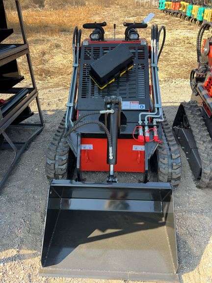 2025 AGT LRT23 - Gas Skid Steer Loader w/ 23HP RATO Engine & EPA Cert image